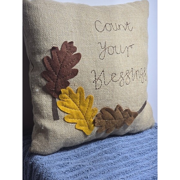 New With Tags Tai Pan Trading Company Burlap And Felt 14x14 Count Your Blessing - Picture 3 of 7